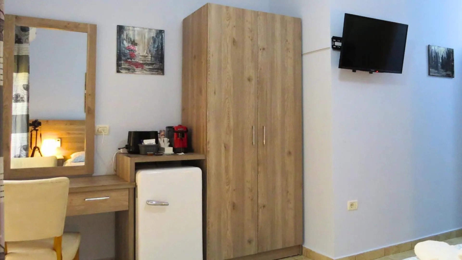 Viol'House - Balcony 2 Persons Apartment Vlore Albania